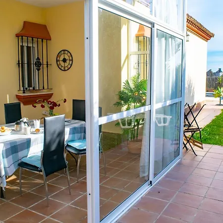 Elissa With 3 Bedrooms Andpool And Views Close To Conil Cadix